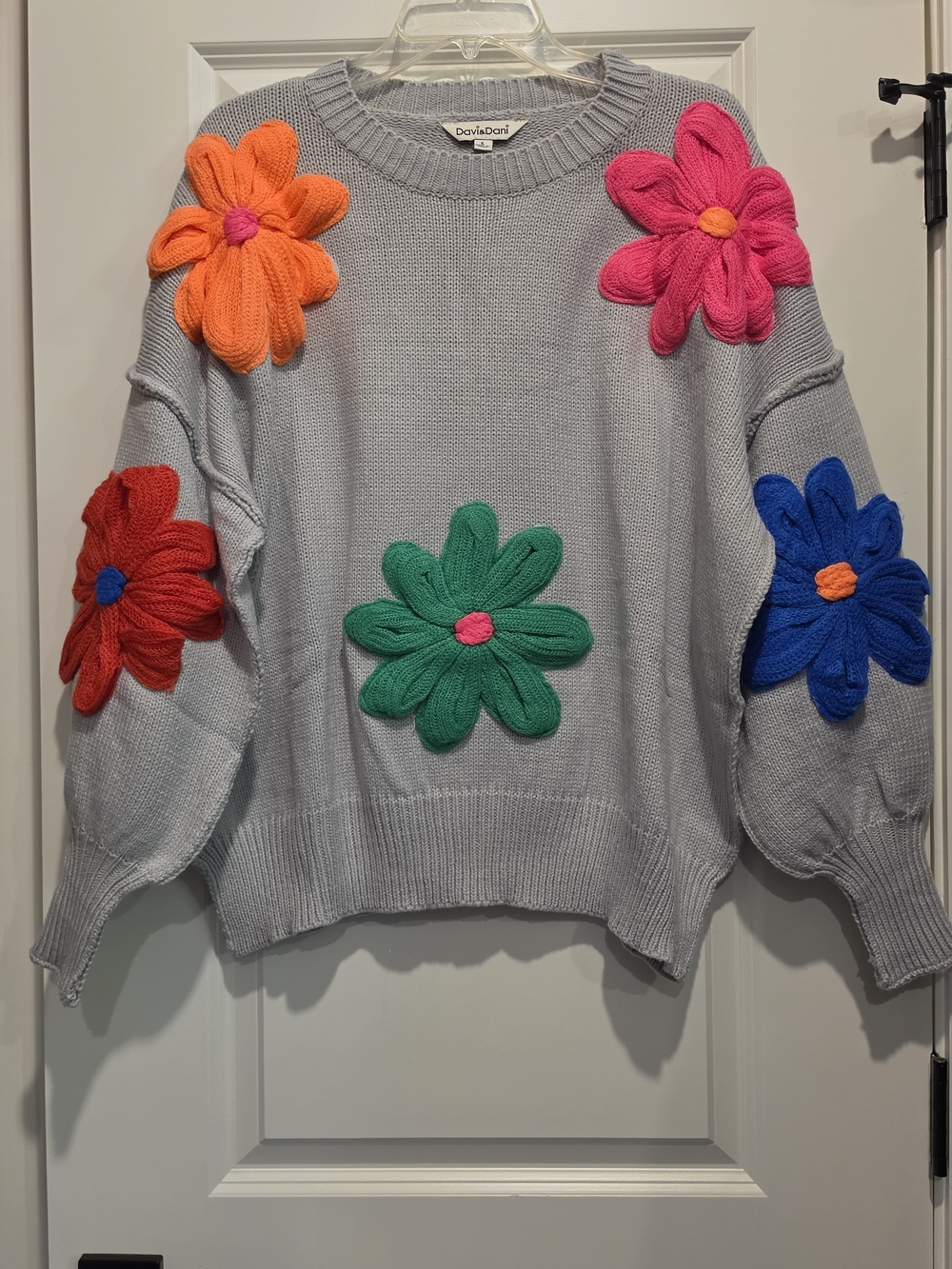 DAVI & DANI Light Gray Crewneck Sweater with Multicolor Flower Appliqués